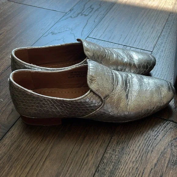 Frye Ashley Slip On - Picture 3 of 4